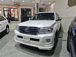 تۆیۆتا لاند کروزەر